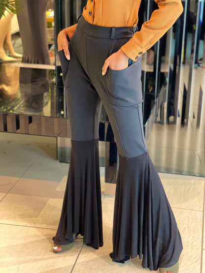 High Waist Plunge Pocket Flared Trousers.